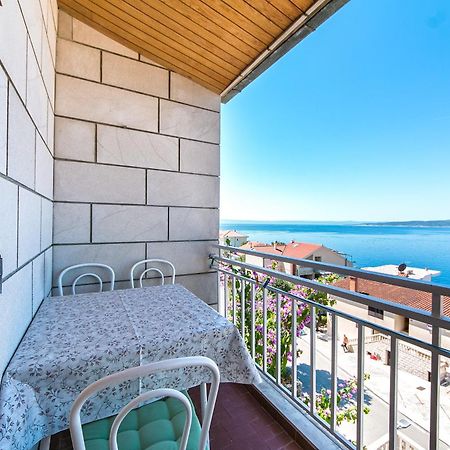 Apartments And Rooms By The Sea Brela, Makarska - 2752 Екстер'єр фото